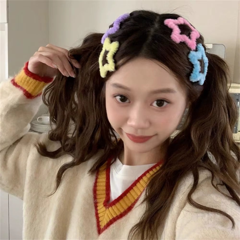 Trendy Y2K Star Hairpins Girls Cute Sweet Plush Autumn Winter Barrettes Pentagram Hair Clips for Women Hair Accessories Headwear